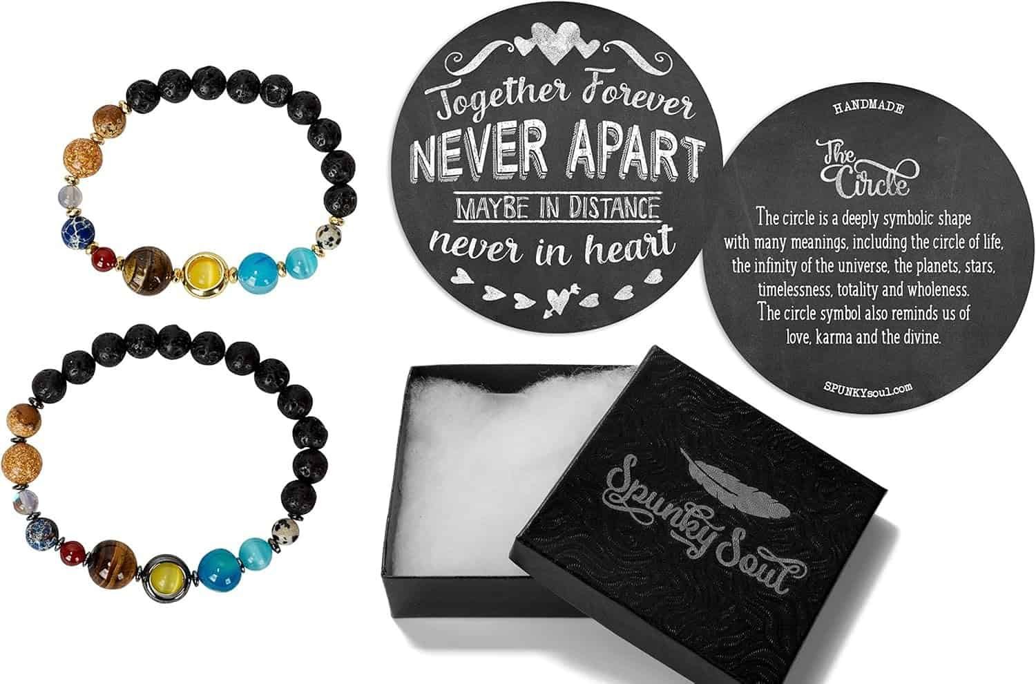A set of two beaded bracelets, a round card with an inspirational message, an informational card about circles, and a gift box with "SoulKu Soul" branding.