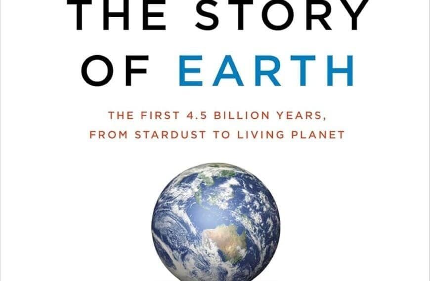 Book cover of "The Story of Earth" by Robert M. Hazen, featuring images of a hot, red planet above and modern Earth below, with subtitle about Earth's 4.5 billion-year history.