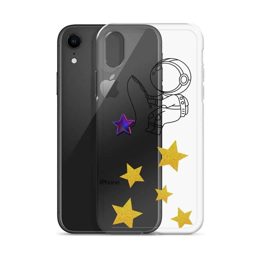 एक अंतरिक्ष यात्री से सजा हुआ आईफोन केस, जो अपने डिजाइन में तारों को पकड़ने के सार को दर्शाता है।
