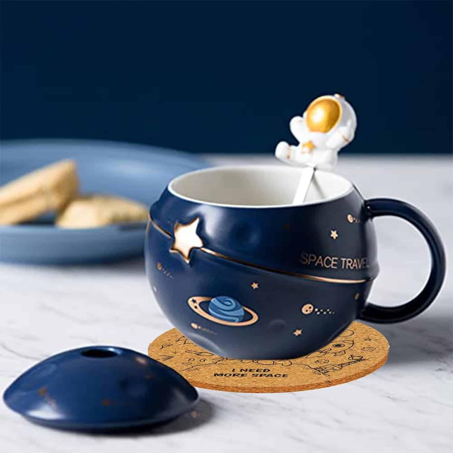 Kawaii Astronaut Cup Space Embossed Planet Mug, Cute Ceramic Coffee Mug, Novelty Mug with Lid and Spoon, Aesthetic Room Decor Funny Gift for Girl Boy Women (Dark Blue)
